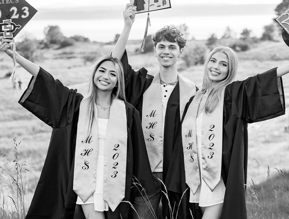 Annika, London, Ylii, and Parker